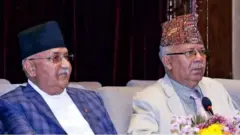 ओली र माधव नेपाल