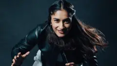 Vinesh Phogat berasal dari keluarga pegulat yang inginkan kebebasan perempuan untuk berkarya dan tidak terkekang di rumah.