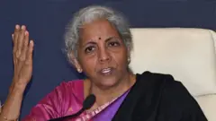 நிர்மலா சீதாராமன்