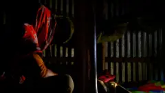 মানব পাচার, নারী,
