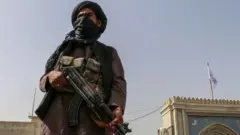 مسلح من طالبان