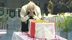 पीएम मोदी ने दी जनरल बिपिन रावत को श्रद्धांजलि
