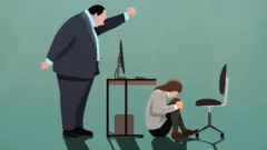 مذيعة مصرية توثق اعتداء عليها بمقر عملها والسلطات تحقق