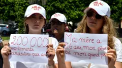 Protestation contre une loi sur l'avortement le 25 juin 2019, près du Parlement à Rabat