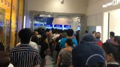 ဘဏ်၊ အေတီအမ်၊ ငွေထုတ်၊ စစ်အာဏာသိမ်း