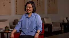 蔡英文：台灣的「鐵娘子」總統改寫應對中國之道