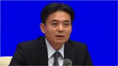 ဟောင်ကောင်မှာ အကြမ်းဖက်မှုတွေ ဖြစ်အောင် အနောက်အုပ်စုတွေ မြှောက်ပေးနေတယ်လို့ တရုတ်ပြော