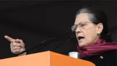 સોનિયા ગાંધી