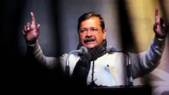 আরবিন্দ কেজরিওয়াল তৃতীয় বারের মত দিল্লির ক্ষমতায় বসতে যাচ্ছেন