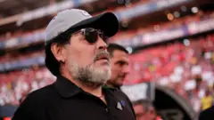 Diego a été nommé jeudi entraîneur de la Gimnasia La Plata, un modeste club du championnat argentin.