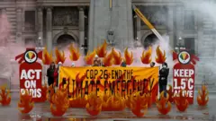 Протест в Глазго перед Cop26