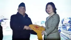 नेपाल के प्रधानमंत्री और नेपाल में चीन की राजदूत