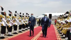 ፕረዚደንት ኢሳይያስ ኣፈወርቂ ካርቱም ኣቲዩ