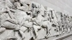 منحوتات الباثينون