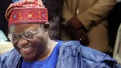 Harry Akande