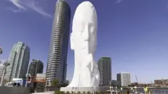 "Душа воды" обращена к Манхэттену.