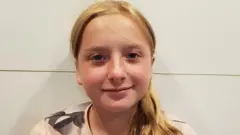 Лола Давье