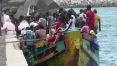 प्रवासी