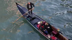 Гондола в Венеции