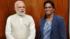 नरेंद्र मोदी के साथ पीटी उषा