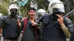 पाकिस्तान में रैली