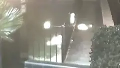 إلقاء قنابل حارقة على السفارة الكوبية في باريس