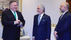 کمک نظامی آمریکا به دولت افغانستان همزمان با مذاکرات صلح با طالبان