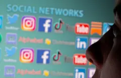 مواقع التواصل