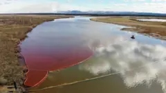 Russia oil leak