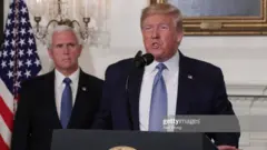 Kế hoạch dẹp bạo lực súng của Trump có hợp lý?