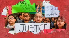২৭ বছর বয়সী এক নারীকে ধর্ষণ এবং হত্যার পর ভারতজুড়ে বিক্ষোভ হয়।