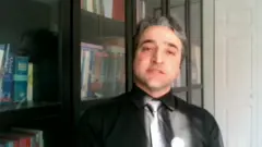 گفتگو با حامد اسماعیلیون که همسر و دختر ۹ ساله‌اش را در سرنگونی هواپیمای اوکراین از دست داد
