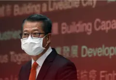香港預算案：港府財政「派糖」每人再發一萬元 港府「家底」還剩近一萬億