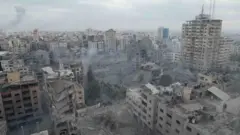 Snimci dronom pokazuju razmere uništenja Gaze u izraelskim napadima