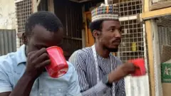 Wani sabon yayi da ya ɓullo a jihar Kanon Najeriya shi ne yadda mazauna birnin da dama suka koma shan shayin goruba maimakon irin na sauran ganyen shayi da aka saba da su.