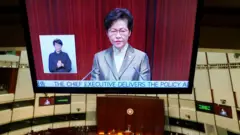 香港《施政報告》：建制派讚 「正本清源」，民主派稱缺乏愧疚