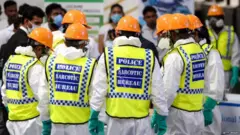 පොලිස් මත්ද්‍රව්‍ය නාශක කාර්යාංශයේ නිලධාරීන්
