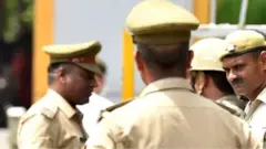 पोलीस
