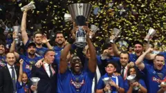 EuroLeague'de 2021-2022 sezonunun şampiyonu Anadolu Efes