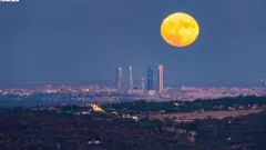 blood moon