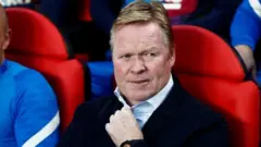 İspanya'nın Barcelona takımından gelen teklif nedeniyle 2020 yılında Hollanda Milli Takımı teknik direktörlüğünden ayrılan Ronald Koeman, Katar'daki Dünya Kupası'nın ardından yeniden bu göreve geliyor.