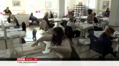 အမေရိကန် ရွေးကောက်ပွဲ မဲရေတွက်နေရဆဲ