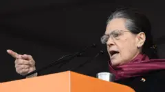 सोनिया गांधी