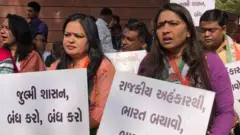 કૉંગ્રેસના ધરણાં