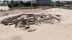 حديثا أعلنت وزارة السياحة والآثار المصرية عن اكتشاف ما وصفته "بأقدم مصنع للبيرة في التاريخ"