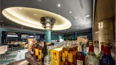 تعليق ضريبة مبيعات الكحول