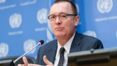 Gaanfa Afrikaatti ergamaan addaa US Jeefrii Feltimaan