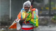 'මෝකා සුළි කුණාටුව දැන් කොහේ ද?