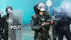 عملکرد پلیس کلمبیا در استفاده از خشونت بیش از حد در مقابله با معترضان با انتقادهای فراوانی مواجه شده است