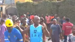 Ndị ọrụ gbata gbata ka nọ n'ọrụ na Yaba ebe ụlọ dara n'ụbọchị Satọdee